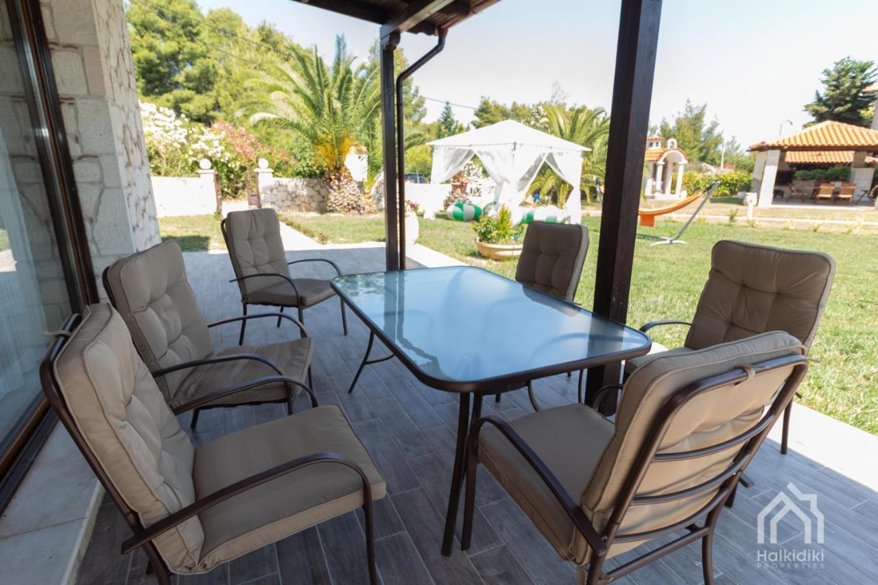 Villa Y Sea View Afytos Exterior photo